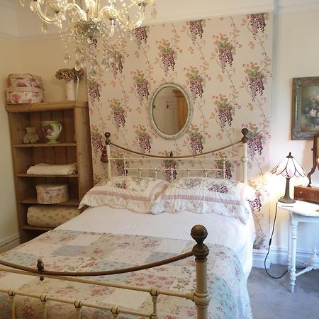 Private Room Near Roath Lake/Park 카디프 외부 사진