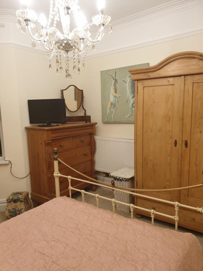 Private Room Near Roath Lake/Park 카디프 외부 사진
